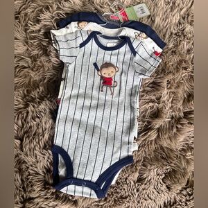 6 Month Onsie Set